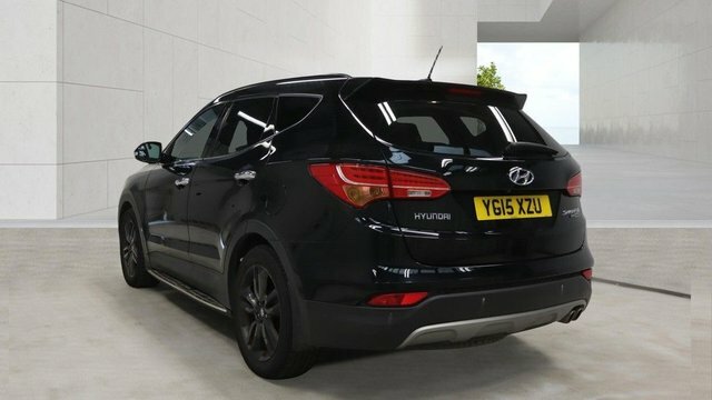 Hyundai Santa Fe Crdi Premium Se Suv Black #3