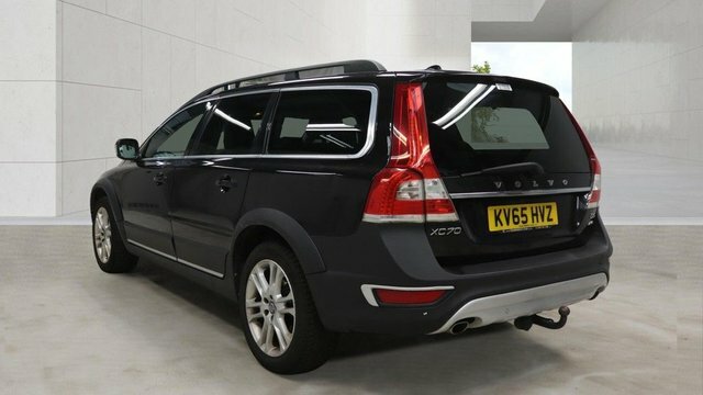 Volvo XC70 D5 Se Lux Estate Black #2