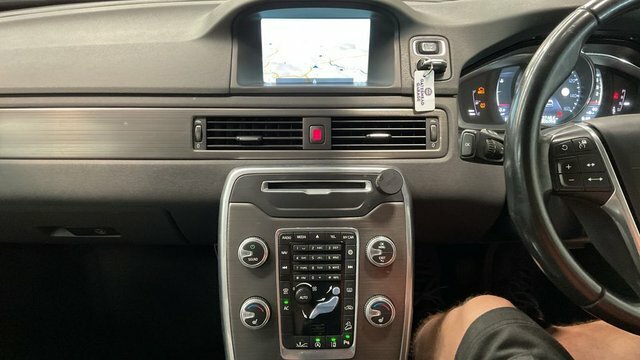 Volvo XC70 2.4 D5 Se Lux Nav Awd 215Drive Support Pk Ac Silver #12