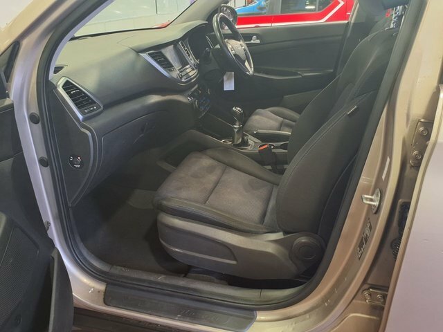 Hyundai Tucson Crdi Blue Drive Se Nav Blue #19