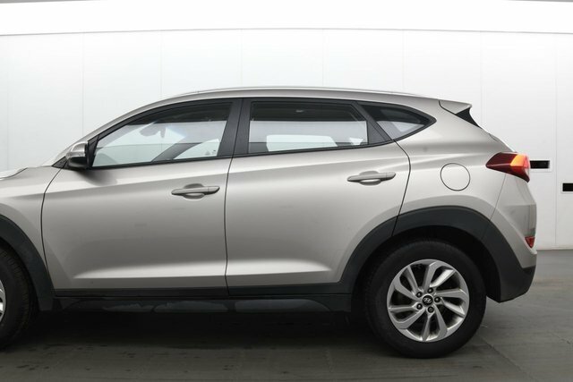 Hyundai Tucson Crdi Blue Drive Se White #4