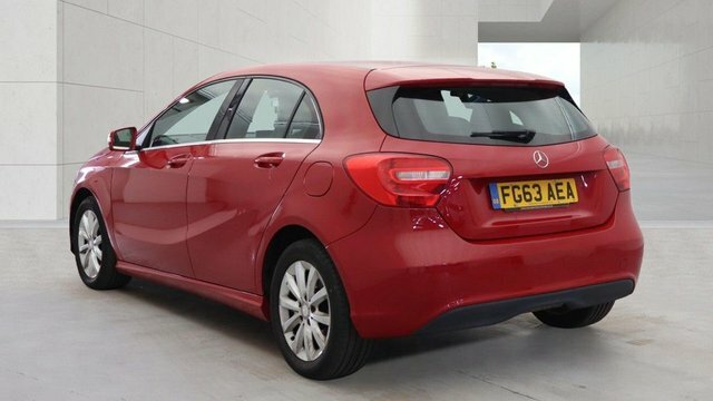 Mercedes-Benz A Class A180 Cdi Se Hatchback Red #3