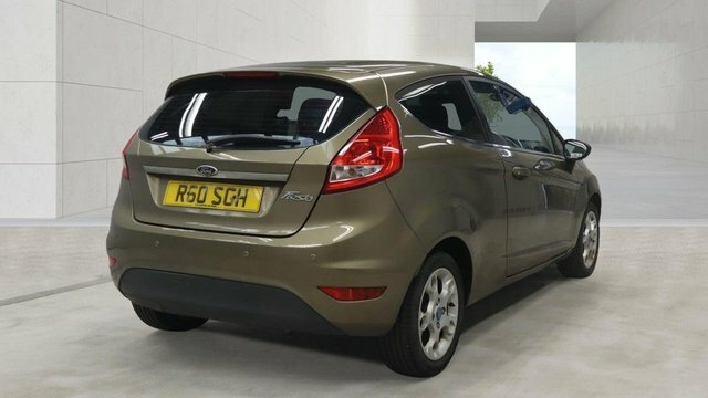 Ford Fiesta Zetec Hatchback Brown #4