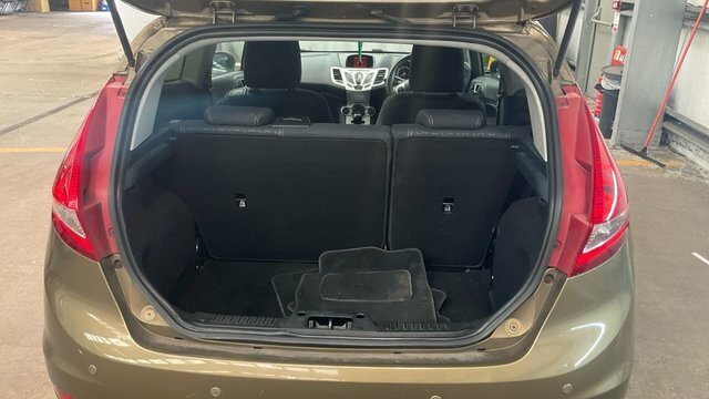 Ford Fiesta 1.2L Zetec 81 Bhp Silver #9