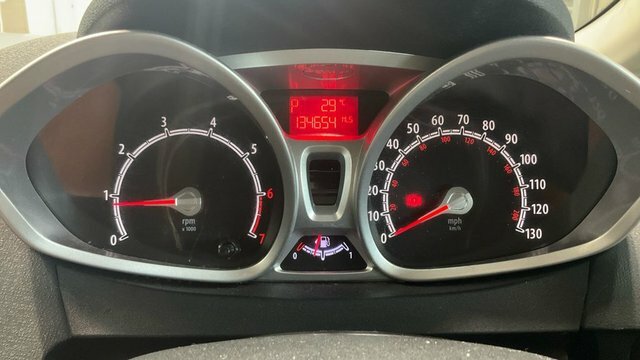 Ford Fiesta 1.2L Zetec 81 Bhp Silver #12