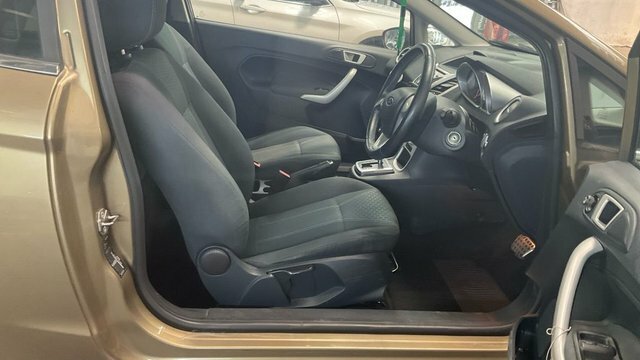 Ford Fiesta 1.2L Zetec 81 Bhp Silver #11
