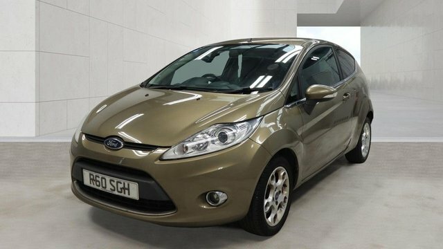 Ford Fiesta Zetec Hatchback Brown #2