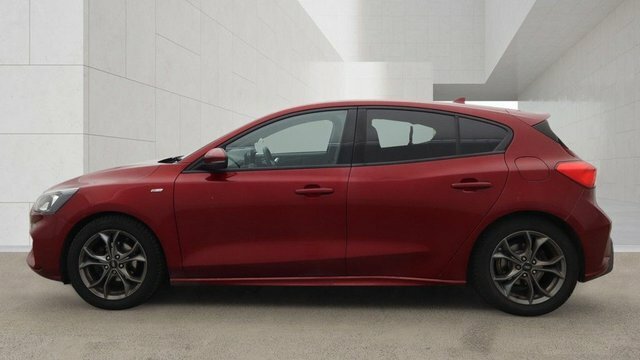 Ford Focus Ecoboost St-line Hatchback Red #6