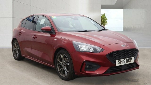 Ford Focus Ecoboost St-line Hatchback Red