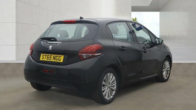 Peugeot 208 Puretech Active Hatchback Black #4