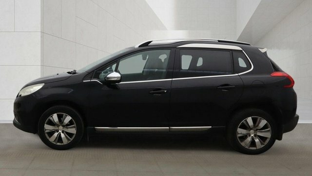 Peugeot e-2008 E-vti Puretech Allure Suv Black #6