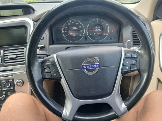Volvo XC60 2.4 D5 Se Geartronic Awd Euro 5 Red #17