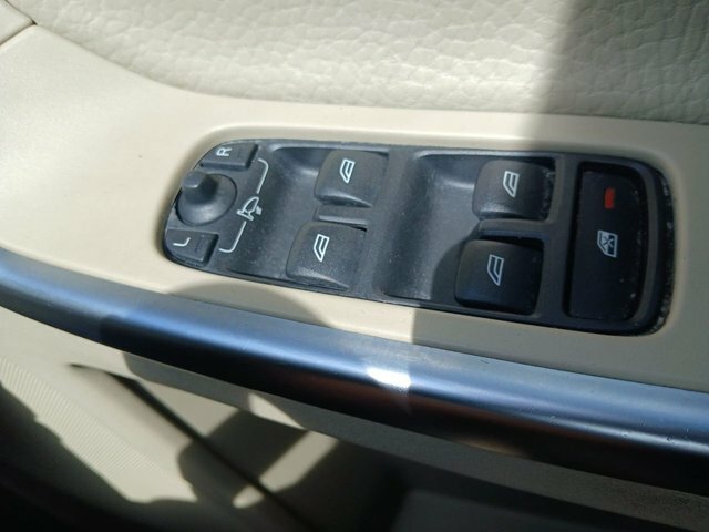 Volvo XC60 2.4 D5 Se Geartronic Awd Euro 5 Red #19