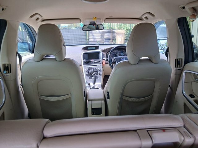 Volvo XC60 2.4 D5 Se Geartronic Awd Euro 5 Red #13