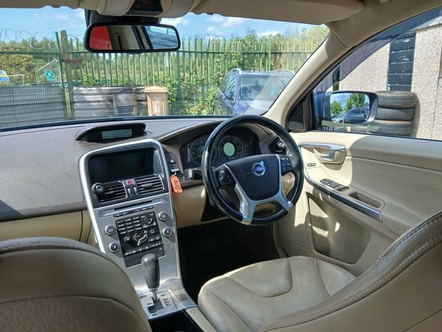 Volvo XC60 2.4 D5 Se Geartronic Awd Euro 5 Red #14