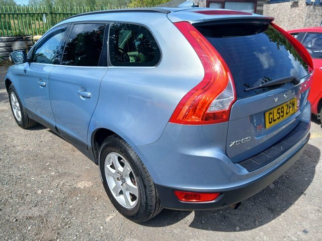 Volvo XC60 Se Premium Suv Blue #4