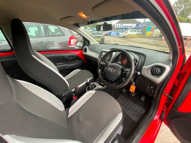 Toyota Aygo Vvt-i X-clusiv Black #11