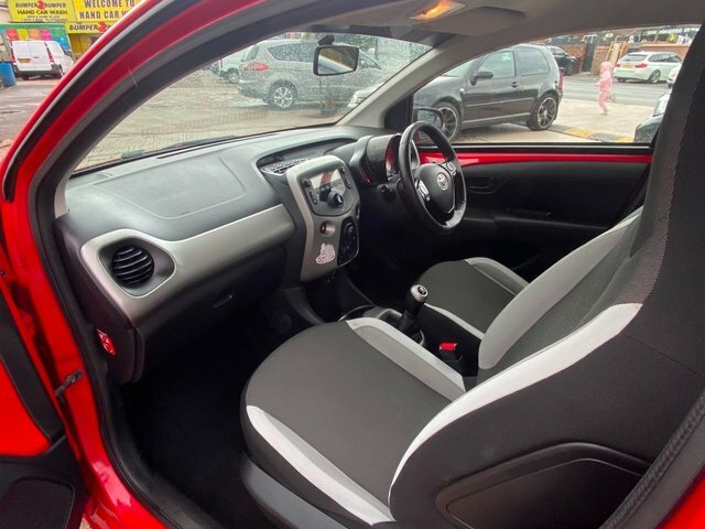 Toyota Aygo Vvt-i X-clusiv Black #8