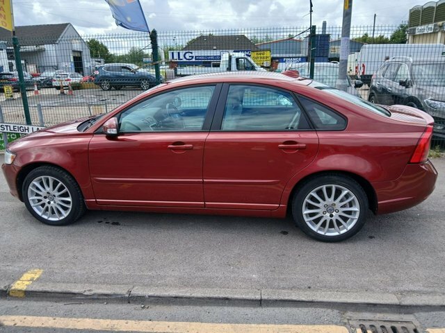 Volvo S40 Drive Se Lux Saloon Red #5