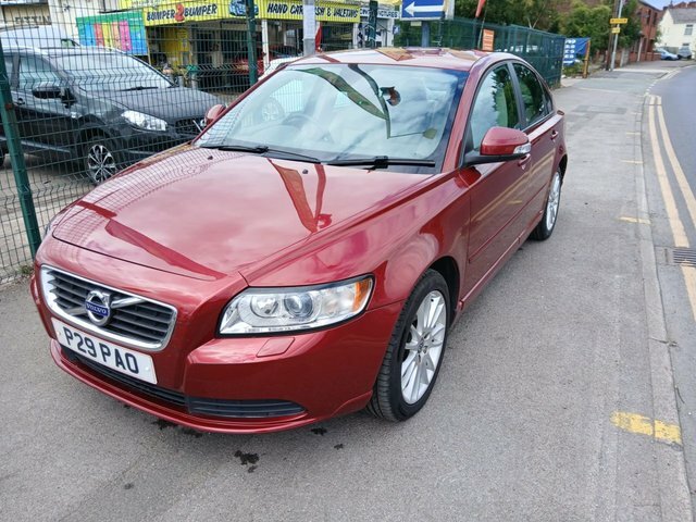 Volvo S40 Drive Se Lux Saloon Red #2