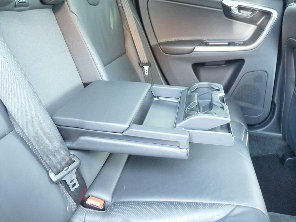 Volvo XC60 2.4 D5 R-design Lux Nav Awd Euro 6 Ss Blue #6