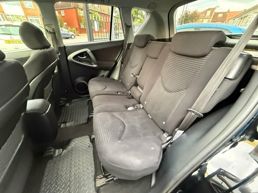 Toyota Rav 4 2.2 D-4d Xt-r 4Wd Blue #31