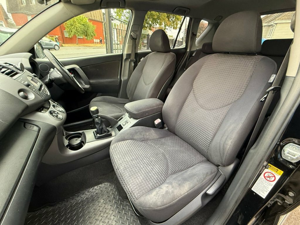 Toyota Rav 4 2.2 D-4d Xt-r 4Wd Blue #28