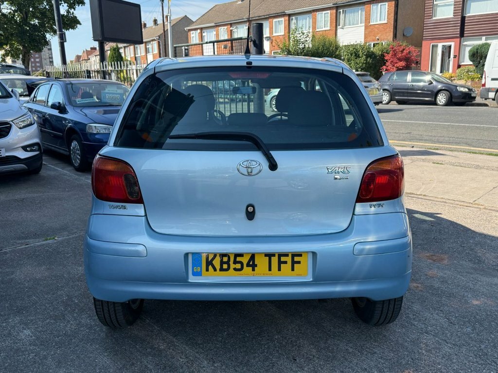 Toyota Yaris 1.3 Vvt-i Colour Collection 2005 Silver #8