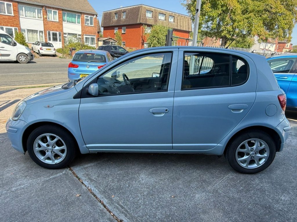 Toyota Yaris 1.3 Vvt-i Colour Collection 2005 Silver #6