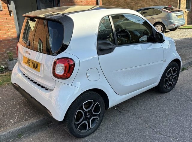 Smart Fortwo Coupe 2016 0.9T Prime Premium Coupe Twinami White #5