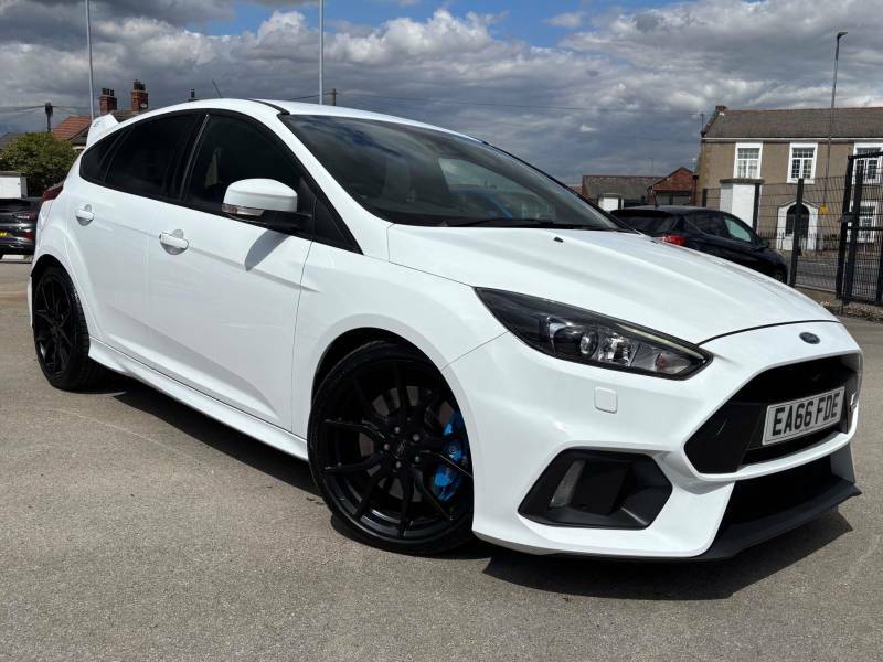 Ford Focus 2.3 Ecoboost White
