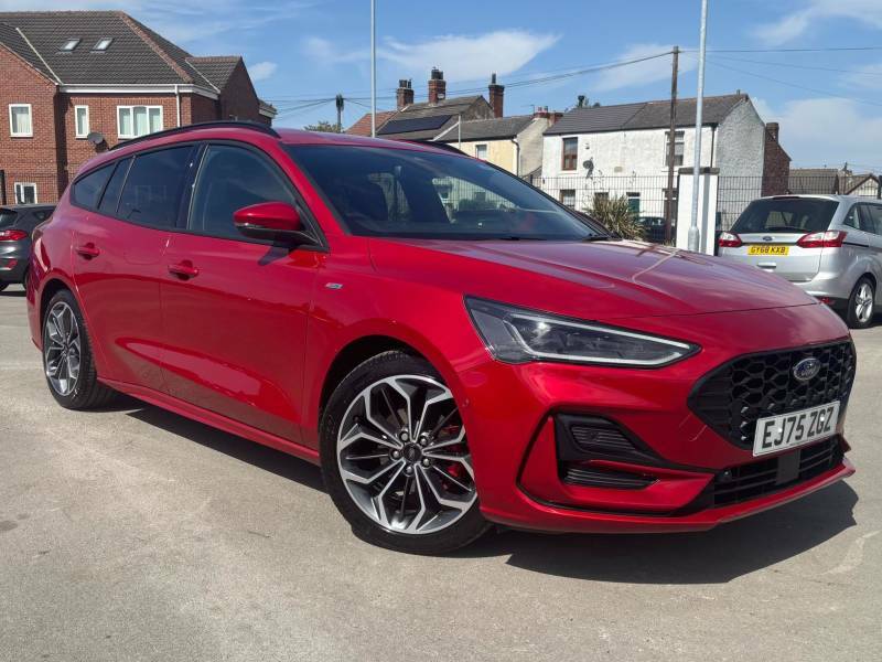 Ford Focus 1.0 Ecoboost Hybrid Mhev 155 St-line X Red