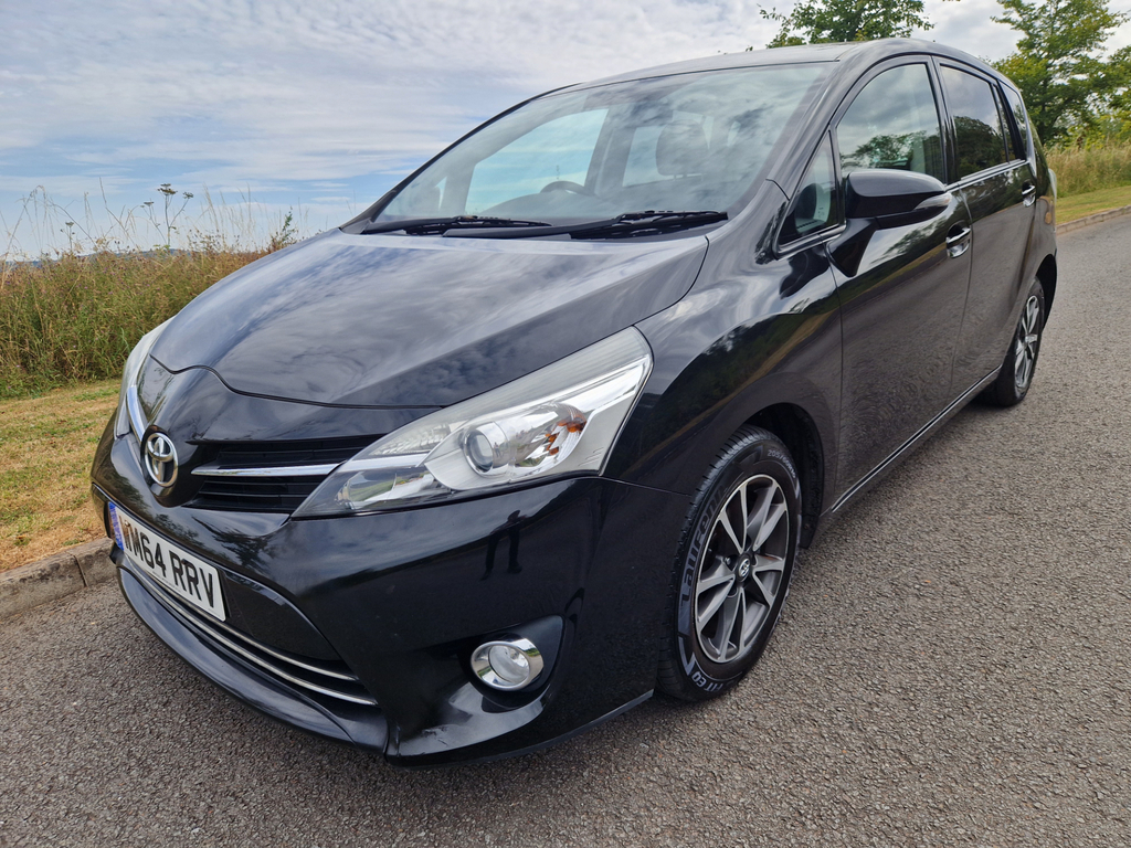 Toyota Verso D-4d Icon
