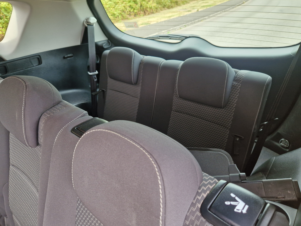 Toyota Verso D-4d Trend Mpv White #8