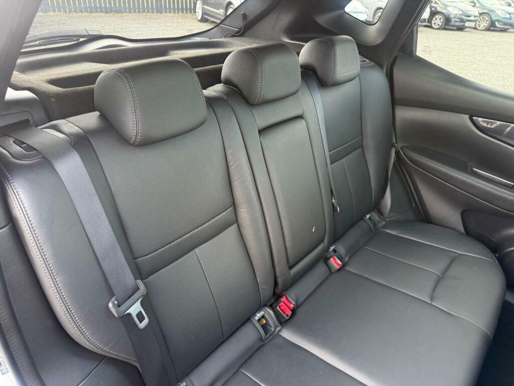 Nissan Qashqai 1.2 Acenta Premium Dig-t 113 Bhp Black #12