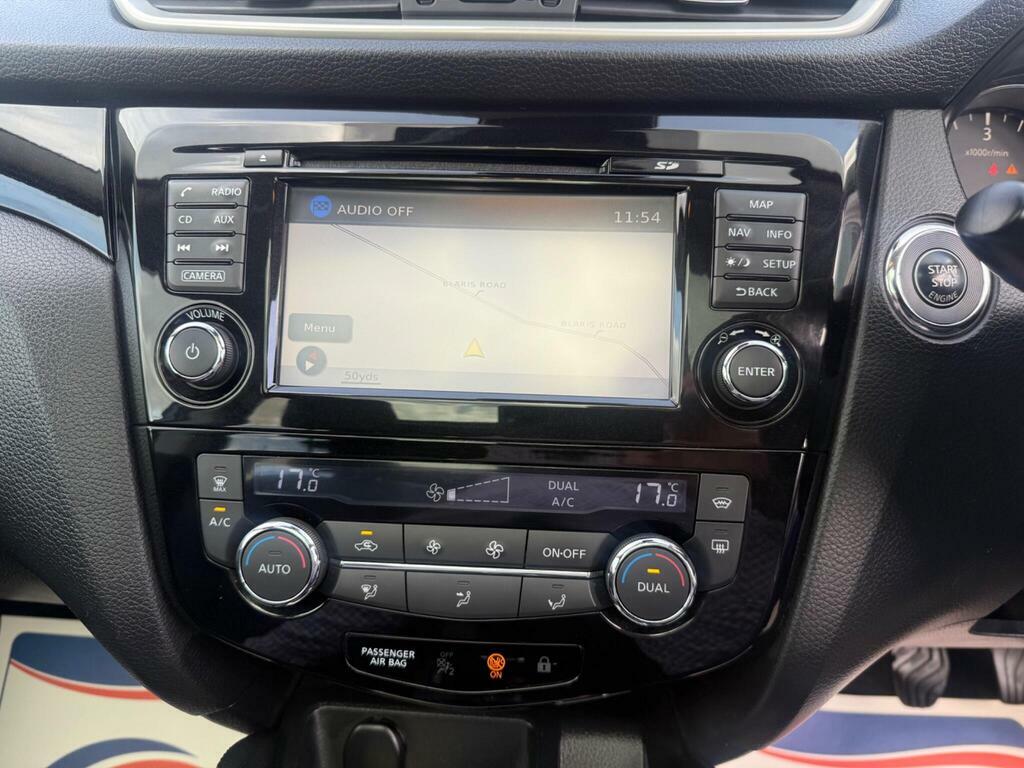 Nissan Qashqai 1.2 Acenta Premium Dig-t 113 Bhp Black #23