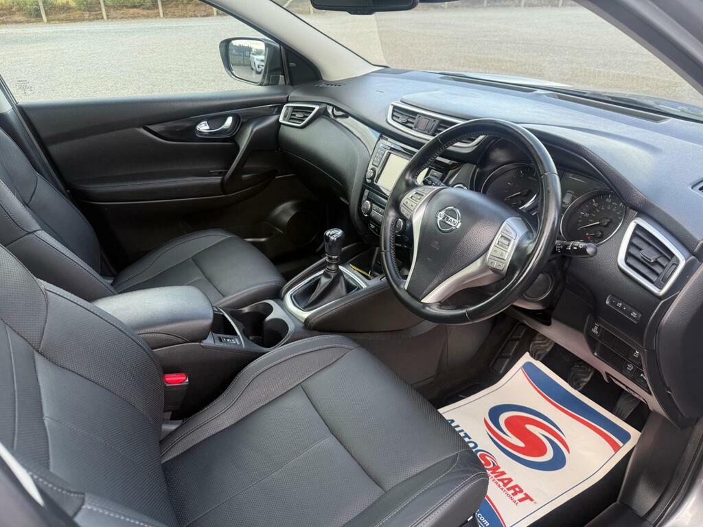 Nissan Qashqai 1.2 Acenta Premium Dig-t 113 Bhp Black #10