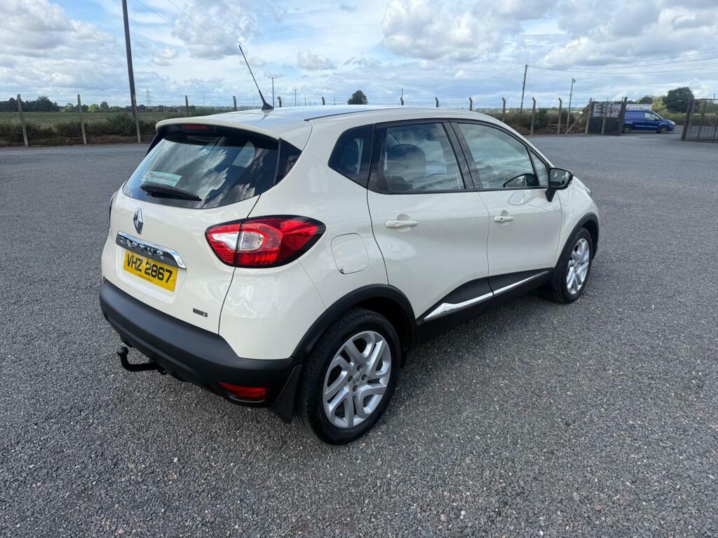 Renault Captur 1.5 Dci Energy Dynamique Nav Euro 6 S S White #3