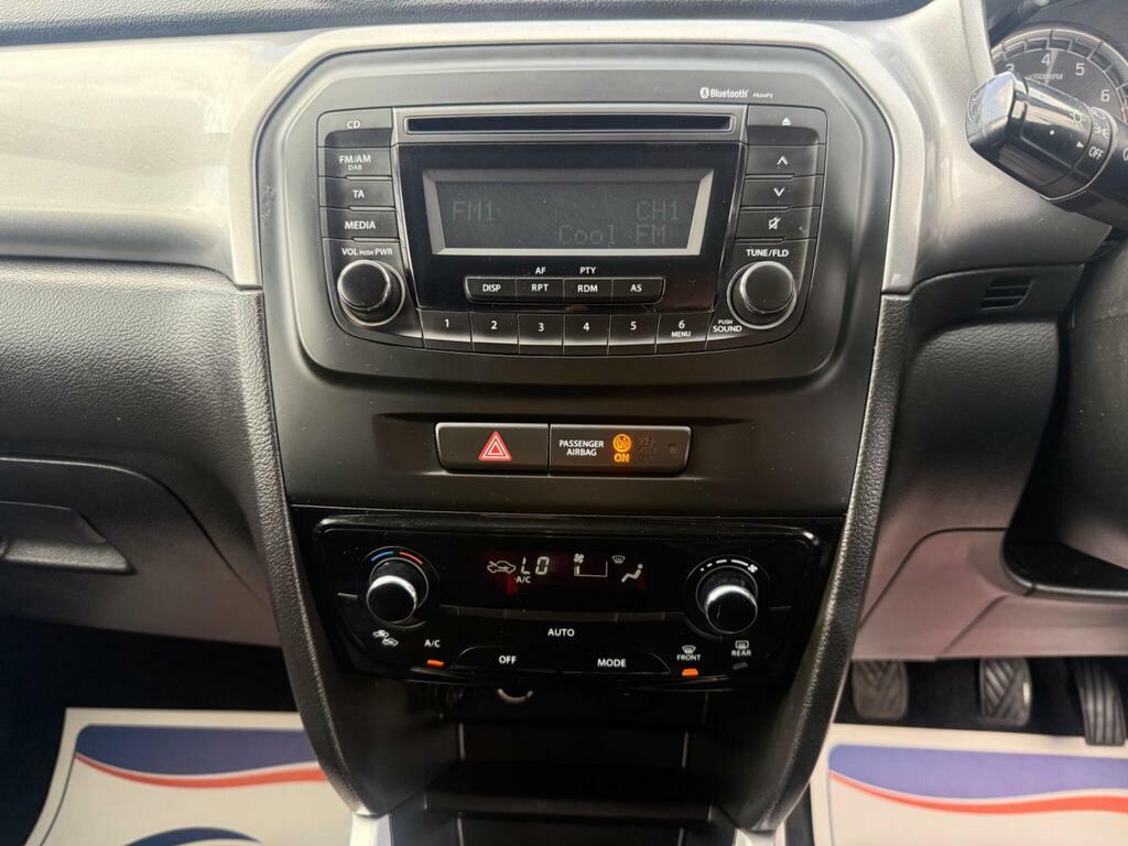 Suzuki Vitara 1.6 Sz-t Suv Euro 6 Ss 120 P Black #21