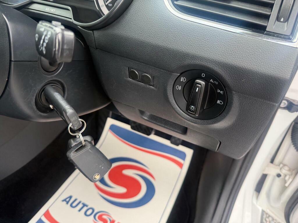 Skoda Octavia 2.0 Tsi Laurin Klement Dsg Euro 6 Ss White #18