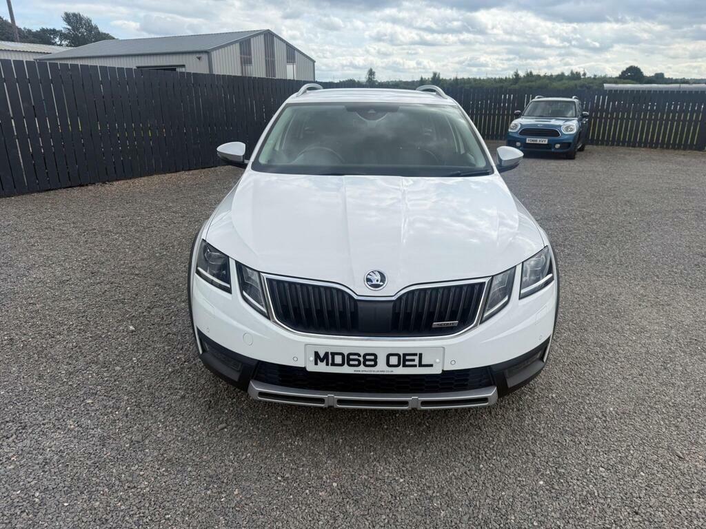 Skoda Octavia 2.0 Tsi Laurin Klement Dsg Euro 6 Ss White #7