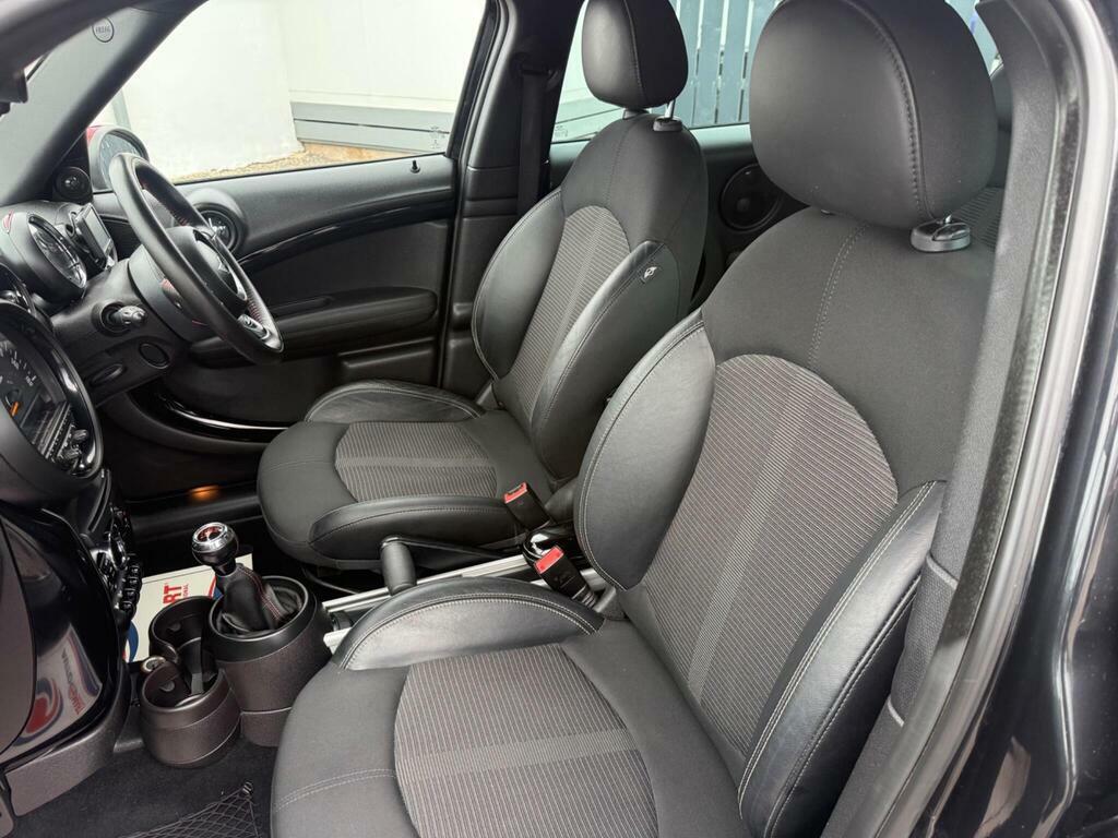 Mini Countryman Suv 1.6 Cooper D All4 Countryman 201515 Red #15