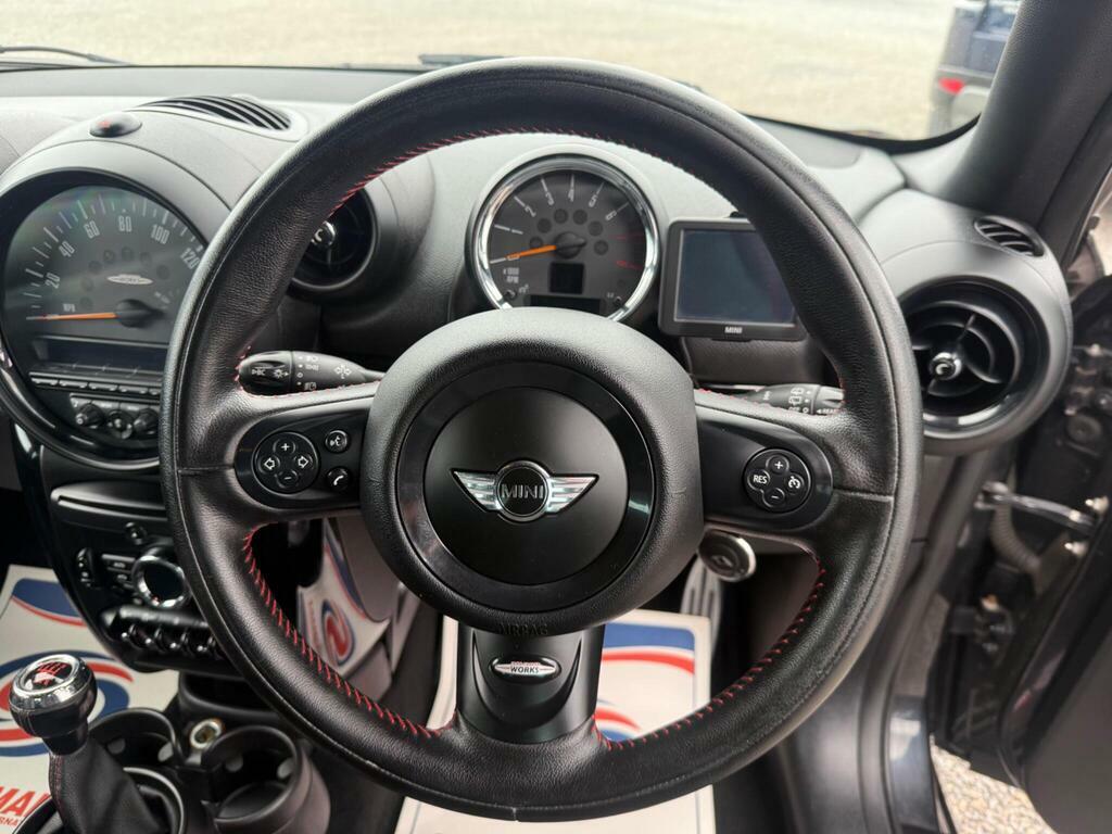 Mini Countryman Suv 1.6 Cooper D All4 Countryman 201515 Red #19