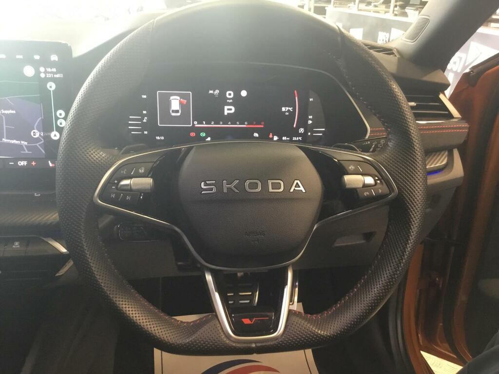 Skoda Octavia Skoda Octavia Estate 2.0 Tdi 150 Sportline White #44