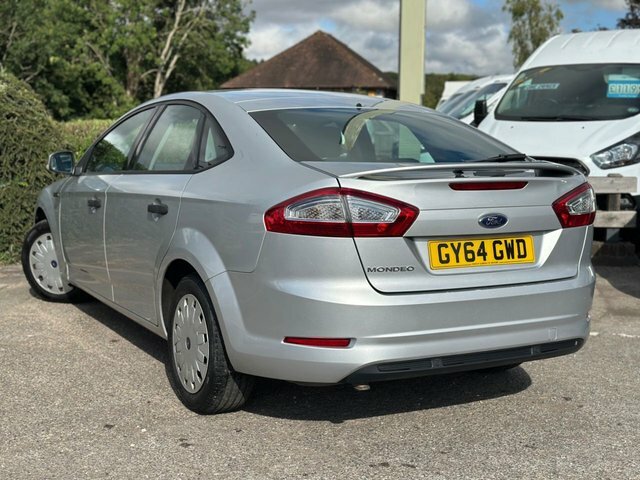 Ford Mondeo Tdci Econetic Edge Hatchback Silver #2