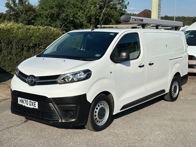 Toyota PROACE 2.0D 140 Icon Van Grey #9