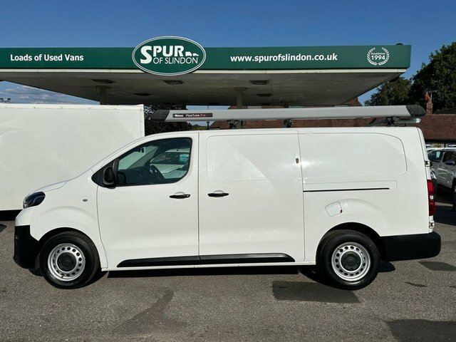 Toyota PROACE 2.0D 140 Icon Van Grey #19