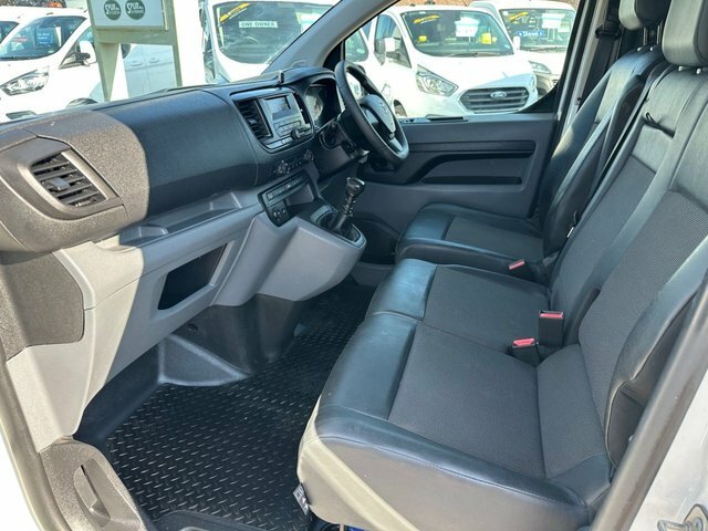 Toyota PROACE 2.0D 140 Icon Van Grey #27
