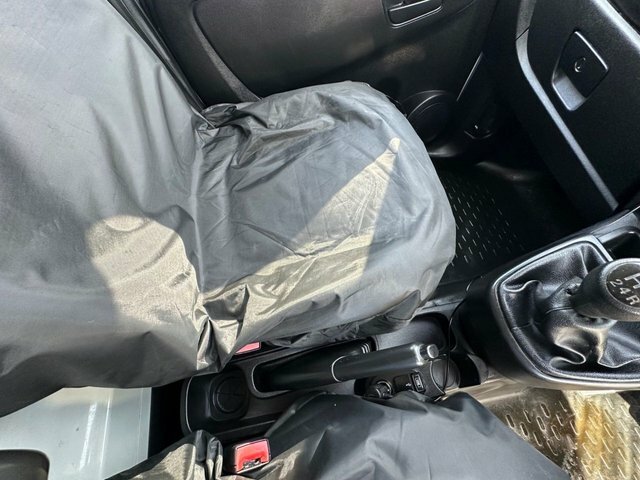 Peugeot Bipper Tepee Hdi Professional Panel Van White #4