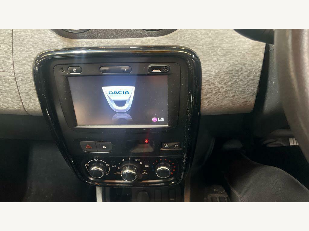 Dacia Duster 1.5 Dci Laureate Euro 5 Black #4